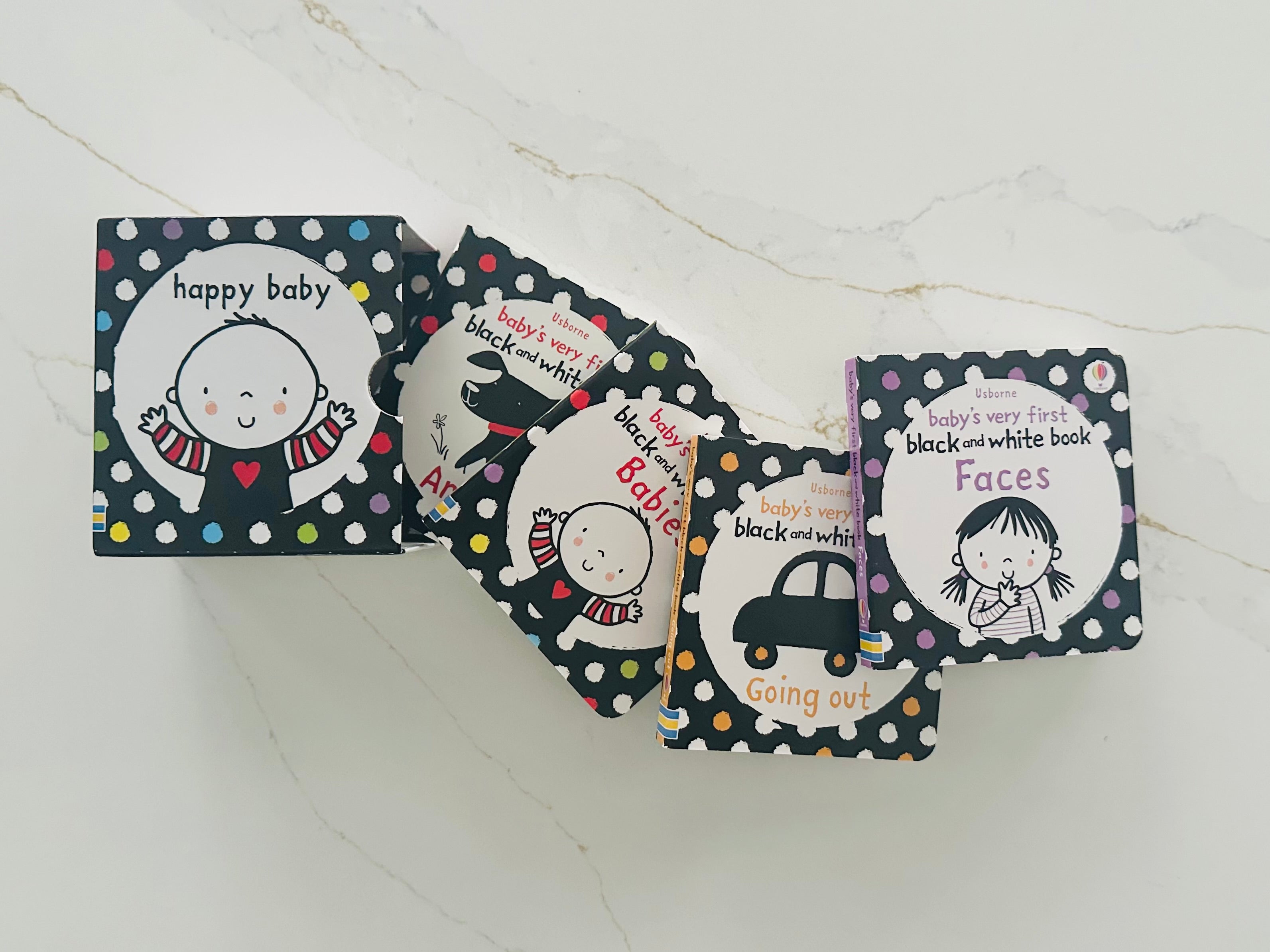 Babys Very First Black and White Little Library Wondertivity