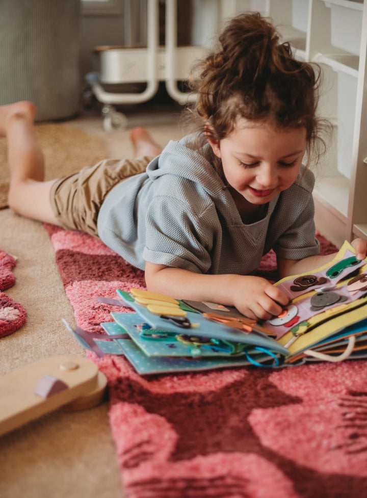 Why Independent Play Matters More Than Ever – And How to Nurture It at Home
