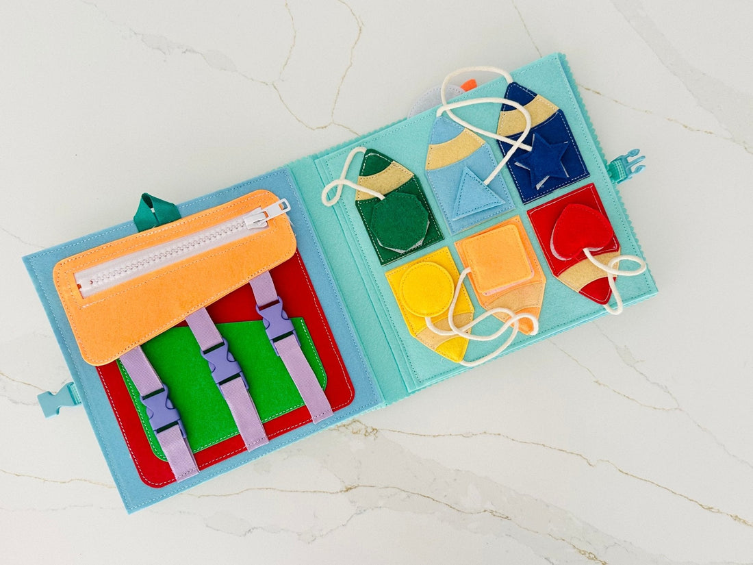 Wondertivity Lucky Lion Zipper and buckle page