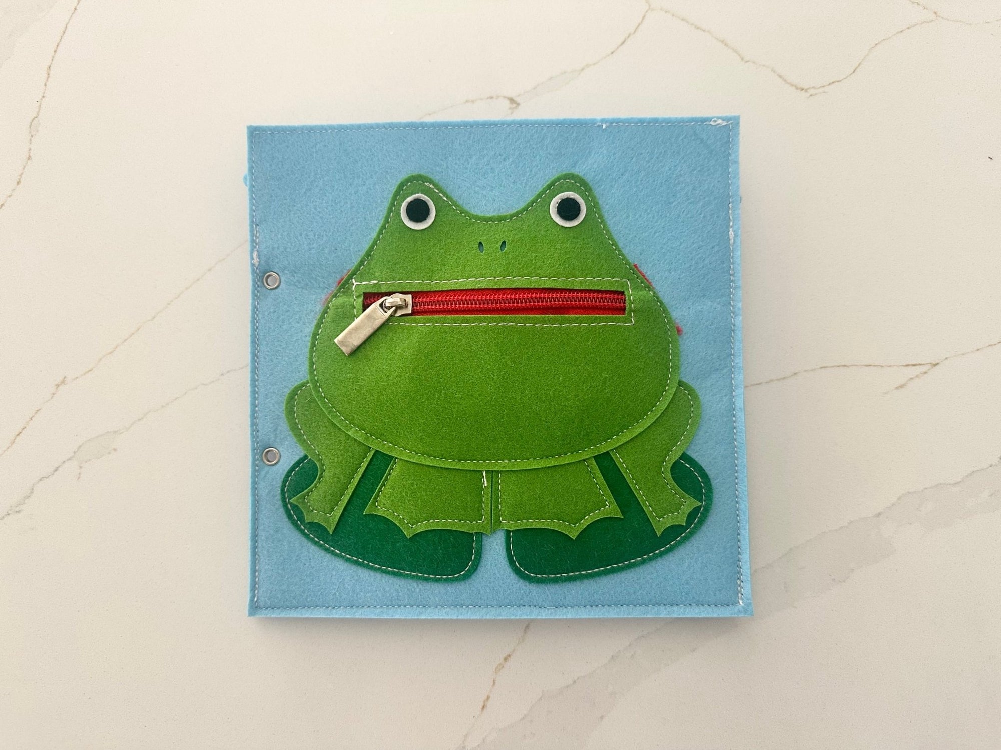 Frog & Baby Shark - Wondertivity