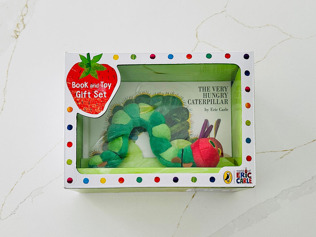 Juego de regalo de libro y juguetes The Hungry Caterpillar de Eric Carle